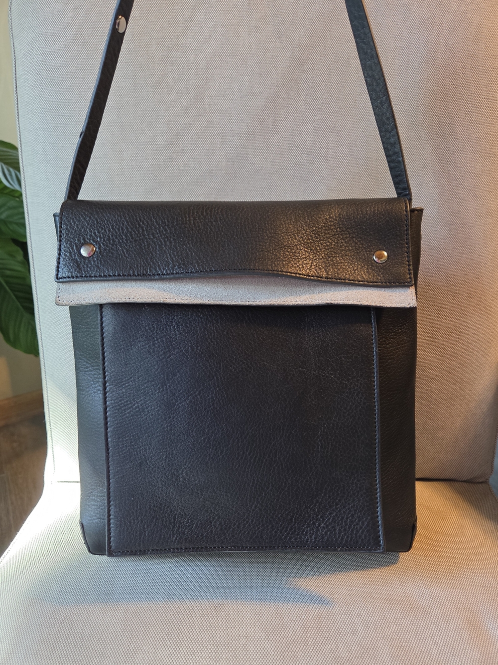 Jay Adoni NY Black Pebbled Leather Convertible 3 Way Backpack Crossbody Bag EUC